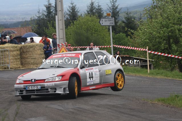 Rallye du pays d Olliergues 2011 (38)